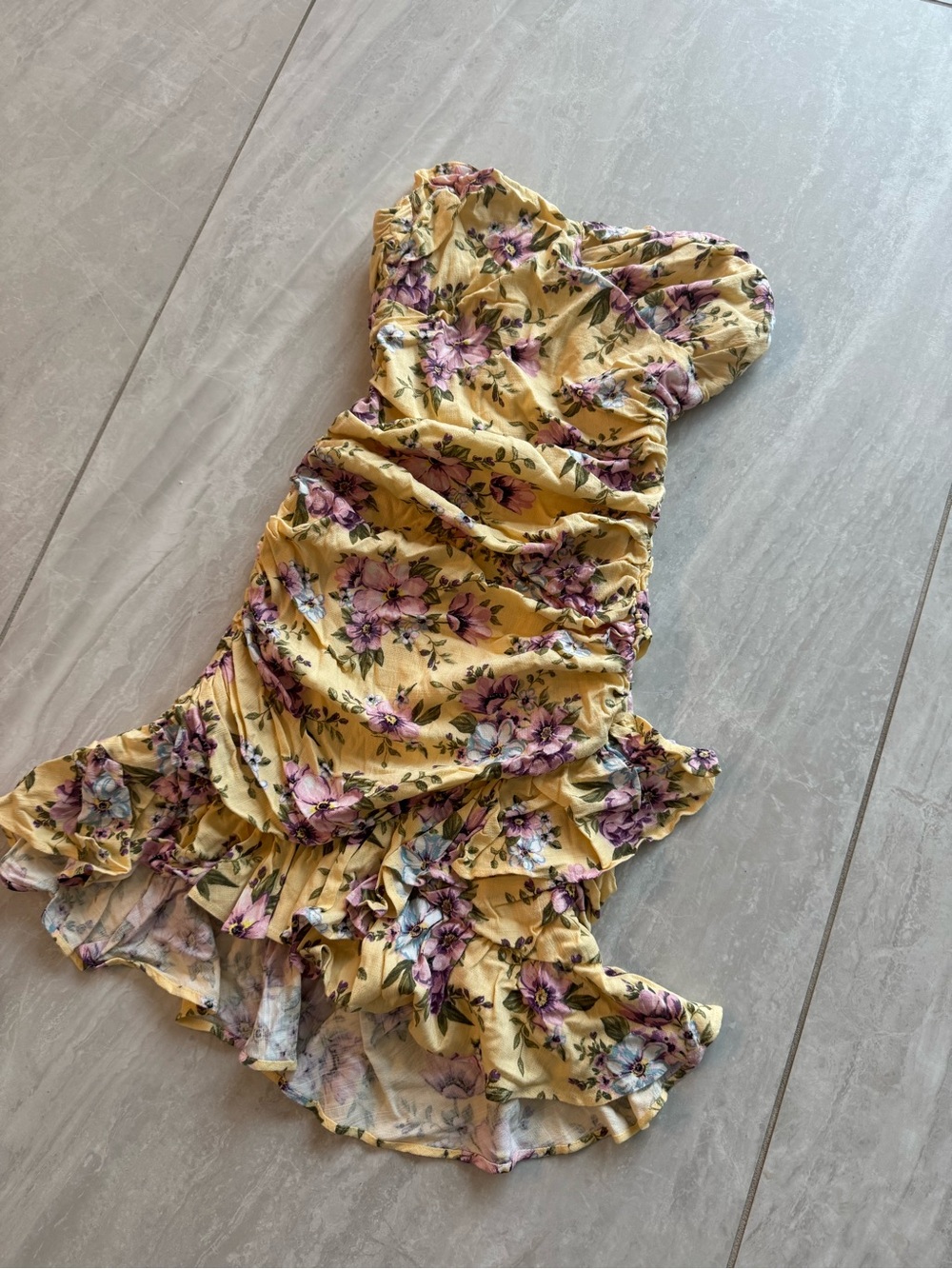 Forever 21 Yellow Floral Ruched Mini Dress